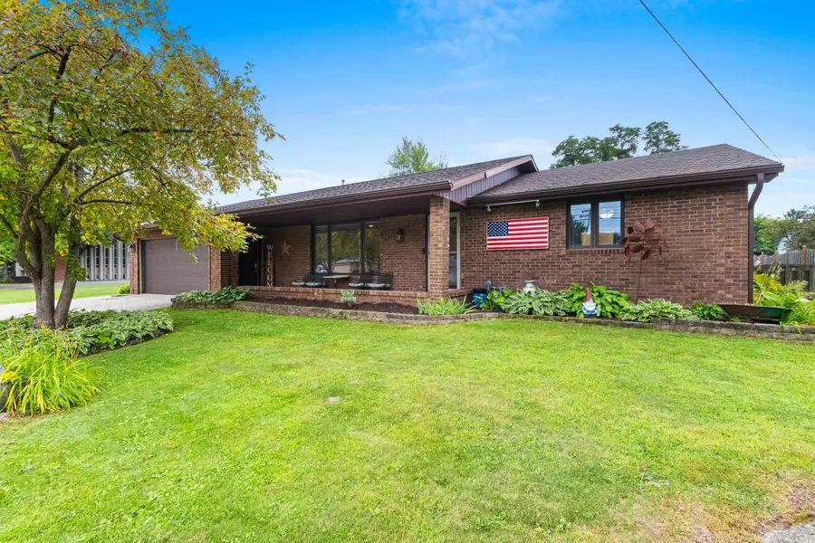 2439 West Point Road, Green Bay, WI 54304 - Image #2