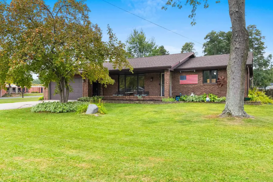 2439 West Point Road, Green Bay, WI 54304 - Image #3