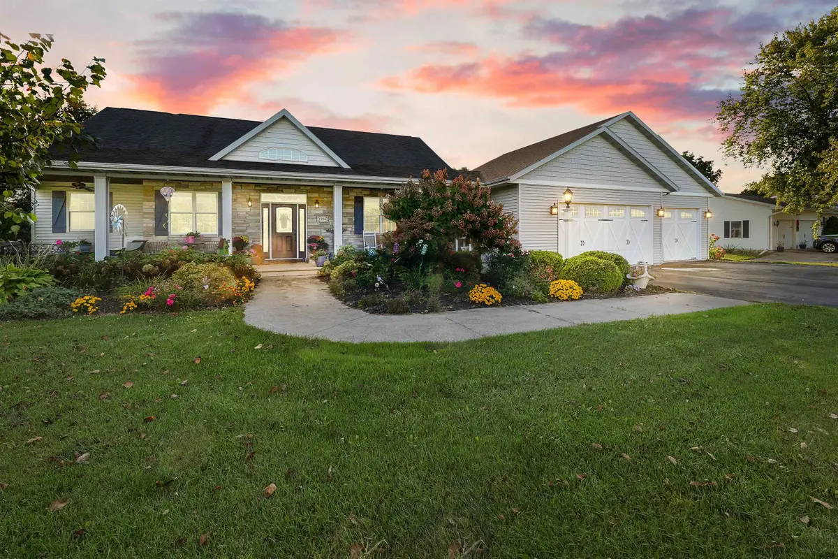 1755 Crown Drive, Oshkosh, WI 54904 - #1