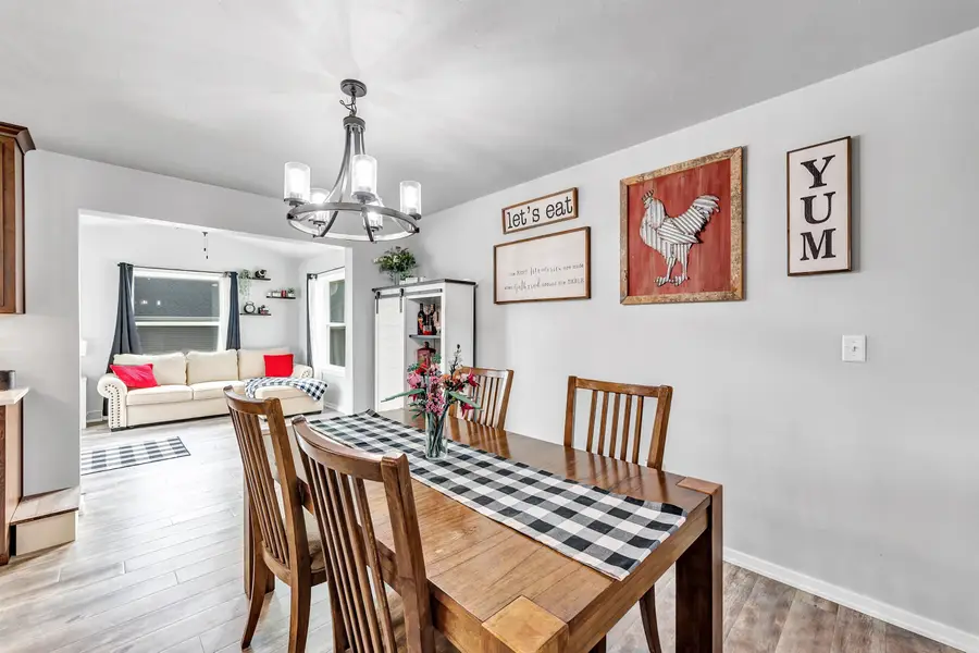 1726 Red Oak Street, Howard, WI 54313 - Image #3