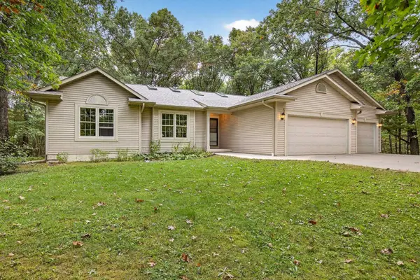 E7950 Weiland Road, NEW LONDON, WI 54961