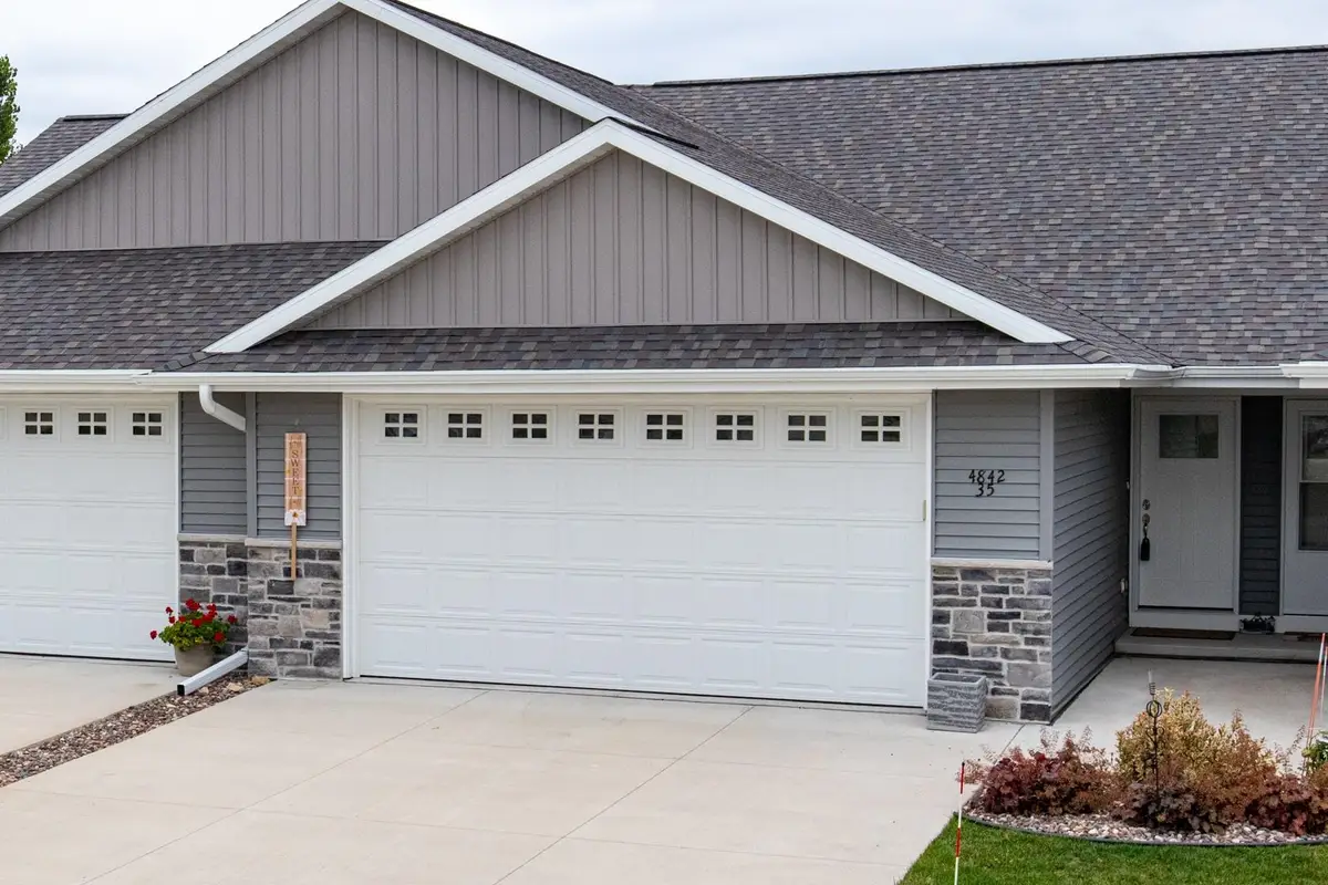 4842 N Marlo Way #35, Appleton, WI 54913 - Image #1