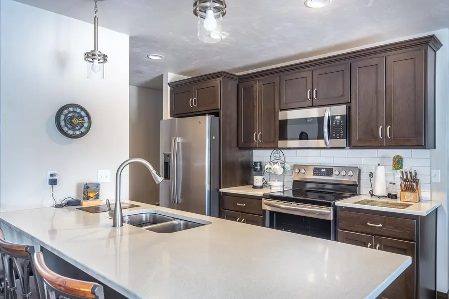 4842 N Marlo Way #35, Appleton, WI 54913 - Image #3