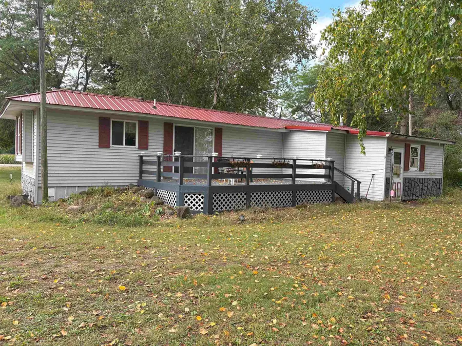 W4462 Old Green Lake Road, Princeton, WI 54968 - Image #2