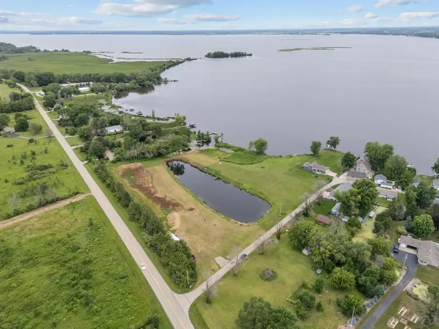 7196 Labelle Shore Road, Winneconne, WI 54986 - Image #2