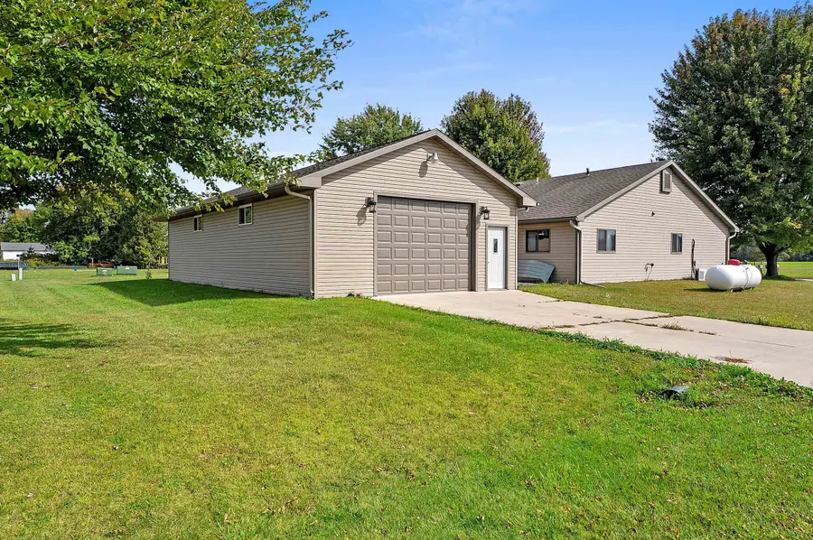 1150 Schabow Street, Gresham, WI 54128 - Image #3