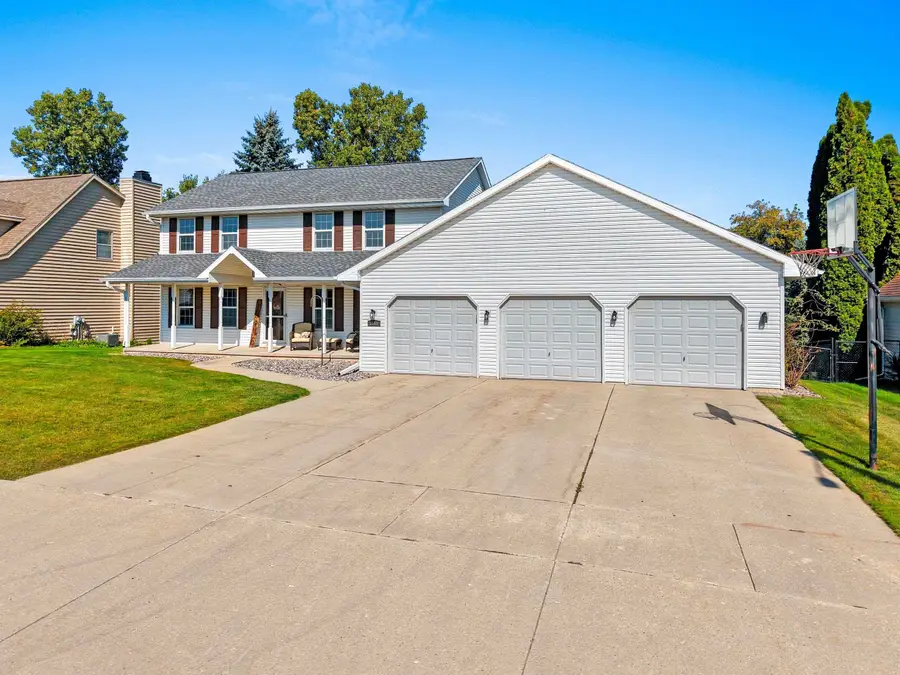 3168 Molly Brown Lane, Green Bay, WI 54313-6944 - Image #3