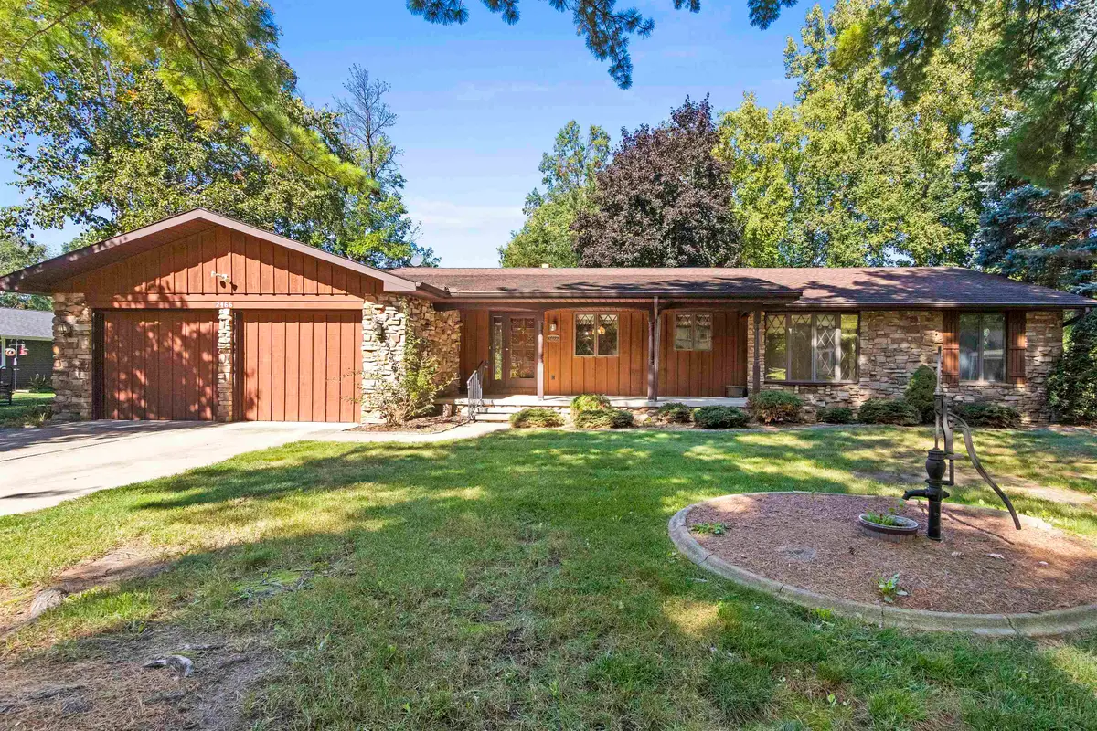 2466 Parkwood Drive, Green Bay, WI 54304 - #1