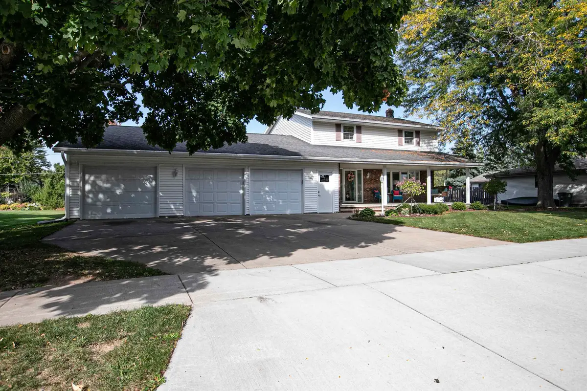 119 Homewood Court, Little Chute, WI 54140-1149 - Image #1