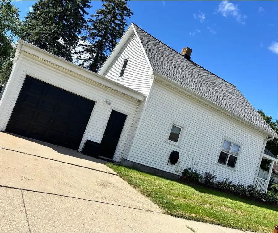 131 Garfield Street, Green Bay, WI 54303 - Image #2