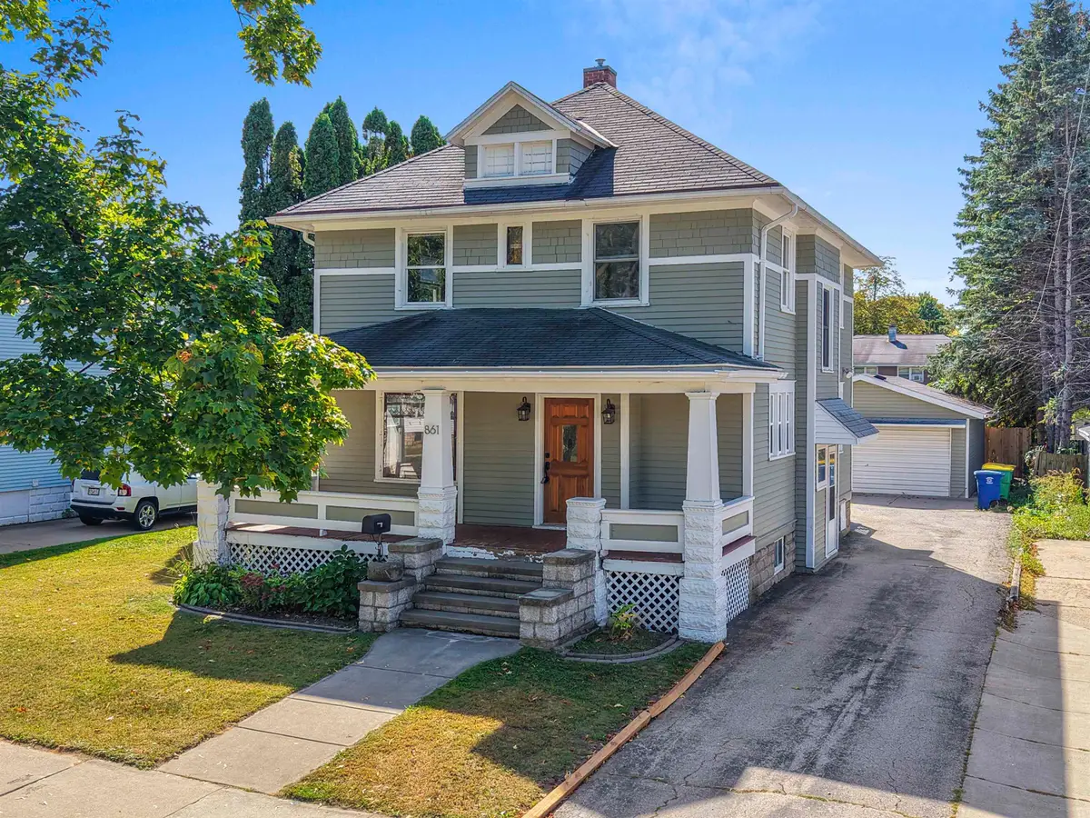 861 Bond Street, Green Bay, WI 54303 - Image #1