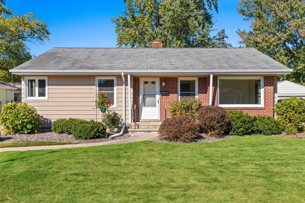 607 N Winnebago Street, De Pere, WI 54115-305 - Image #1