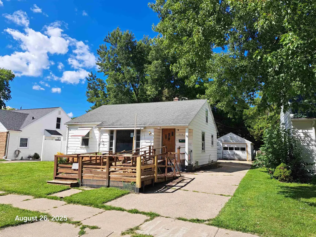 639 Mckinley Street, Neenah, WI 54956 - #1