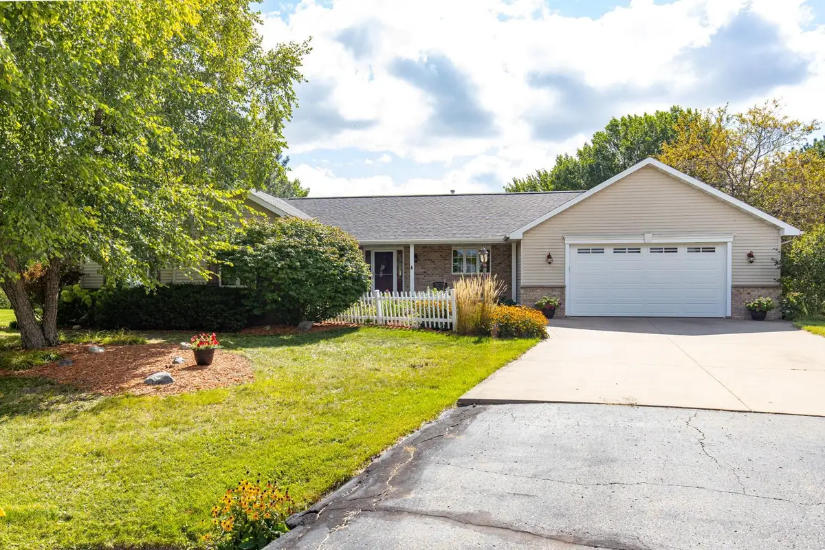 W2567 Ridgebrook Court, Appleton, WI 54915 - Image #1