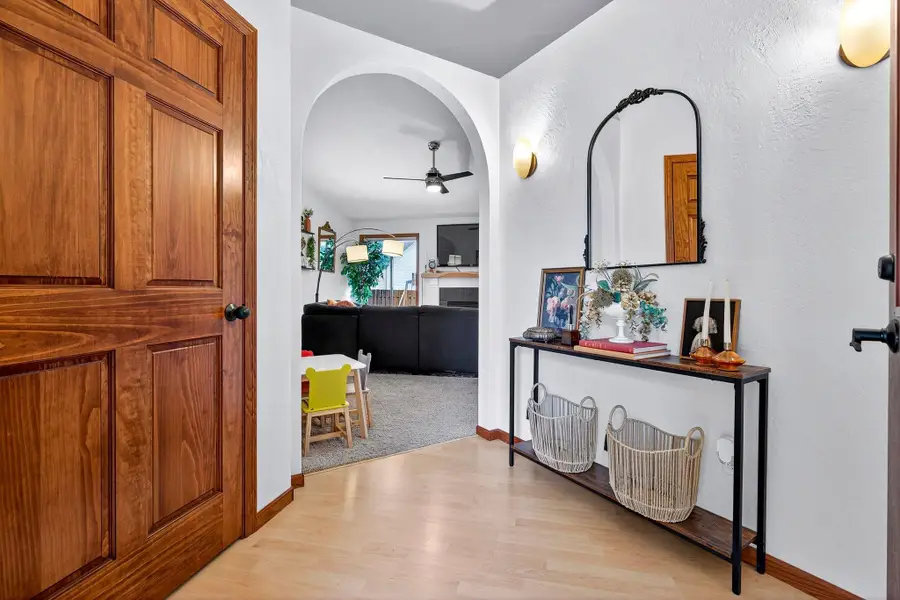 343 Dakota Lee Way, Omro, WI 54963 - Image #3