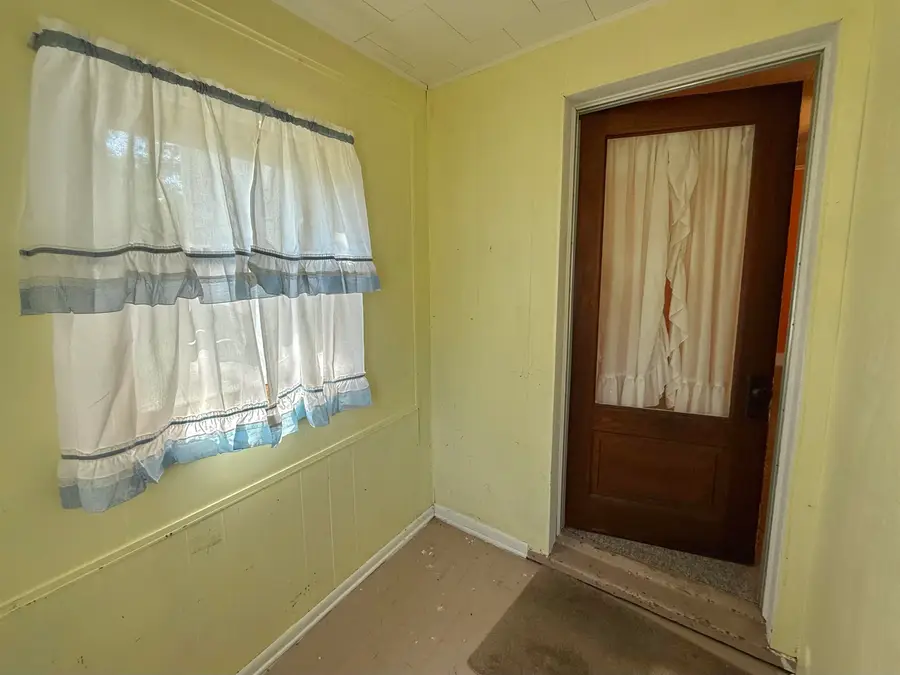 325 N Wisconsin Street, Berlin, WI 54923 - Image #2