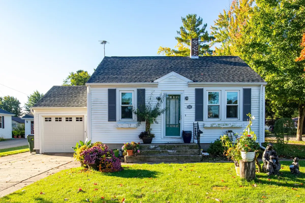 102 E Cameron Street, New London, WI 54961 - Image #1