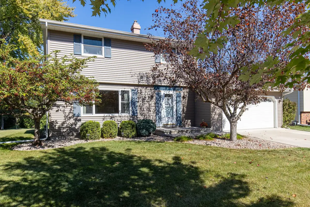 2450 Arcadia Avenue, Oshkosh, WI 54904-8102 - Image #1