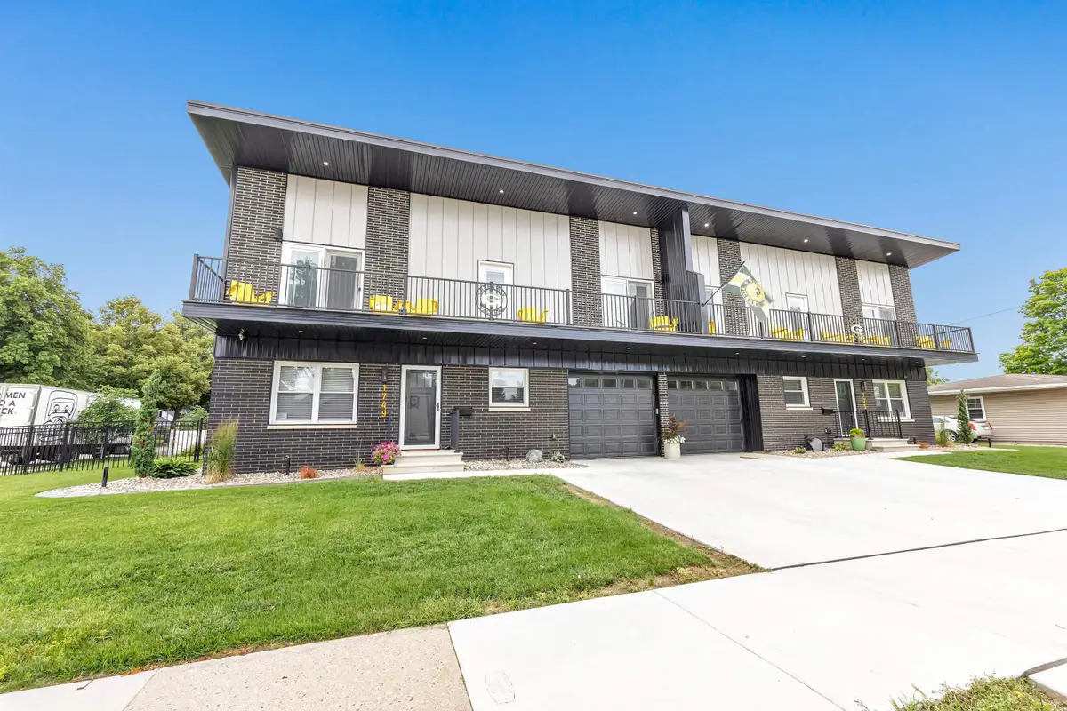 1749 S Oneida Street, Green Bay, WI 54304 - Image #1