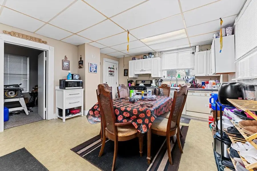 457 W 12th Avenue, Oshkosh, WI 54902 - Image #2