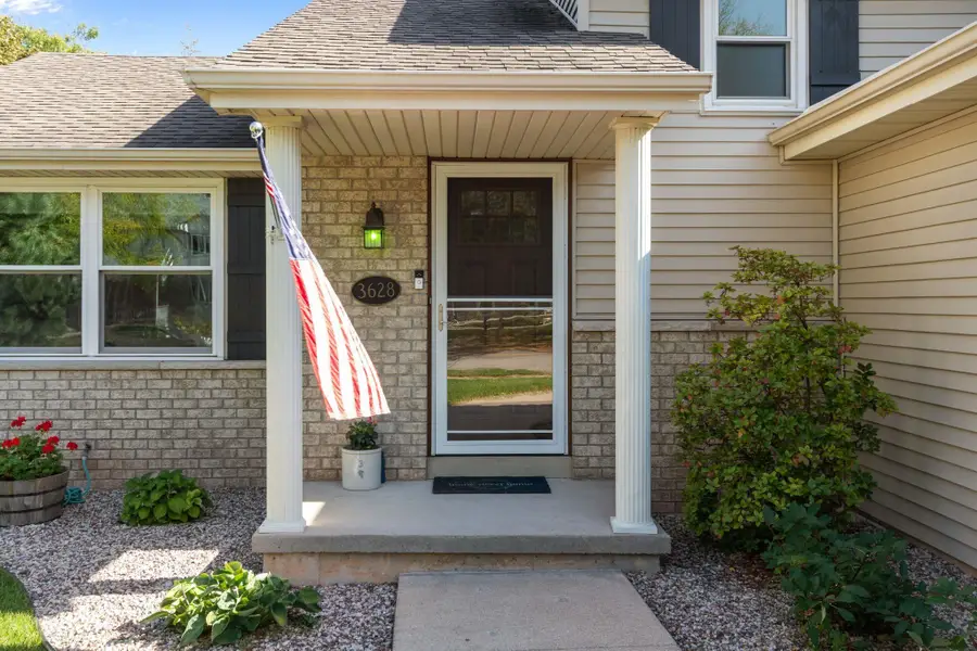 3628 S Kernan Avenue, Appleton, WI 54915 - Image #2