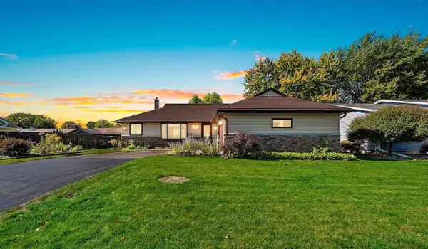 1811 N Whitney Drive, APPLETON, WI 54914-1973