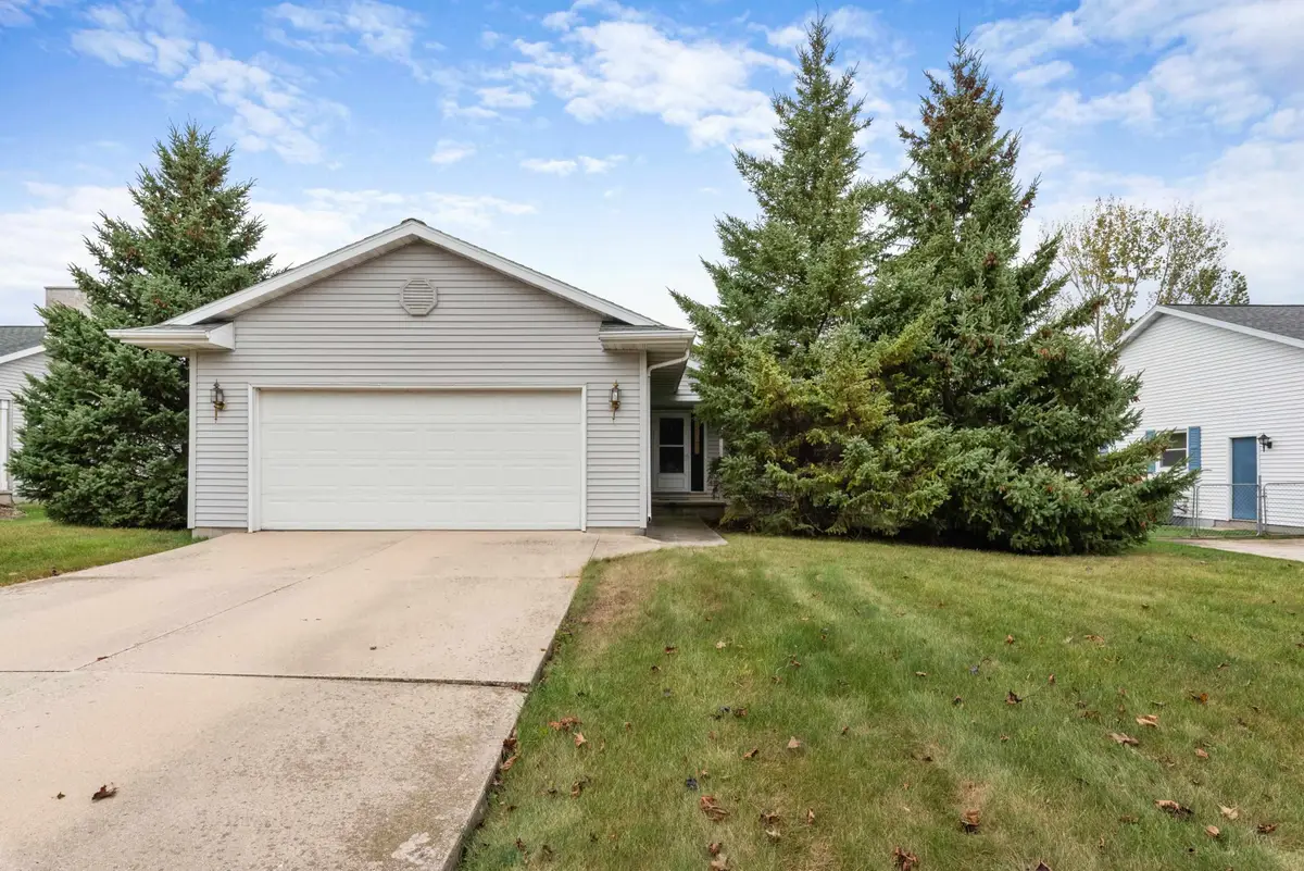 23 Sammy Jo Circle, Fond Du Lac, WI 54935-9713 - Image #1