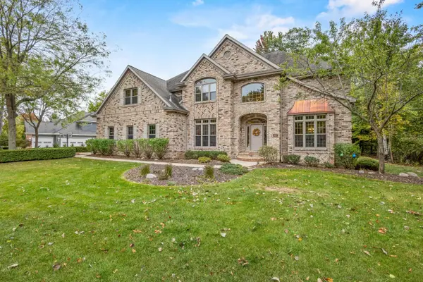 997 Thornberry Creek Drive, ONEIDA, WI 54155-8621