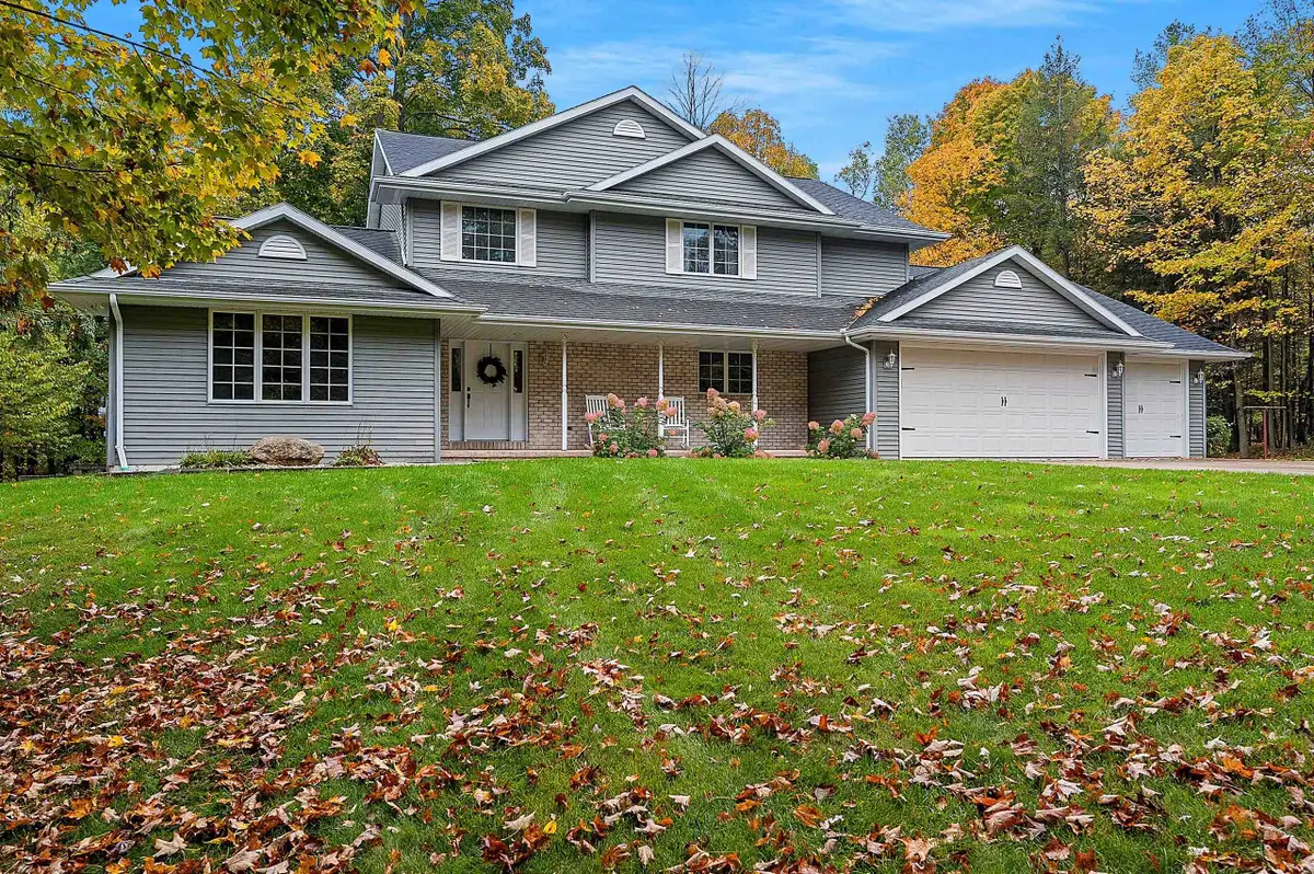 N5571 Henry Court, Luxemburg, WI 54217 - Image #1