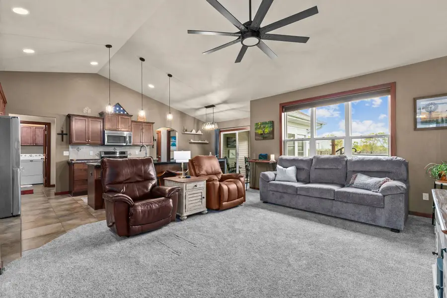 N9074 Papermaker Pass, Menasha, WI 54952 - Image #2