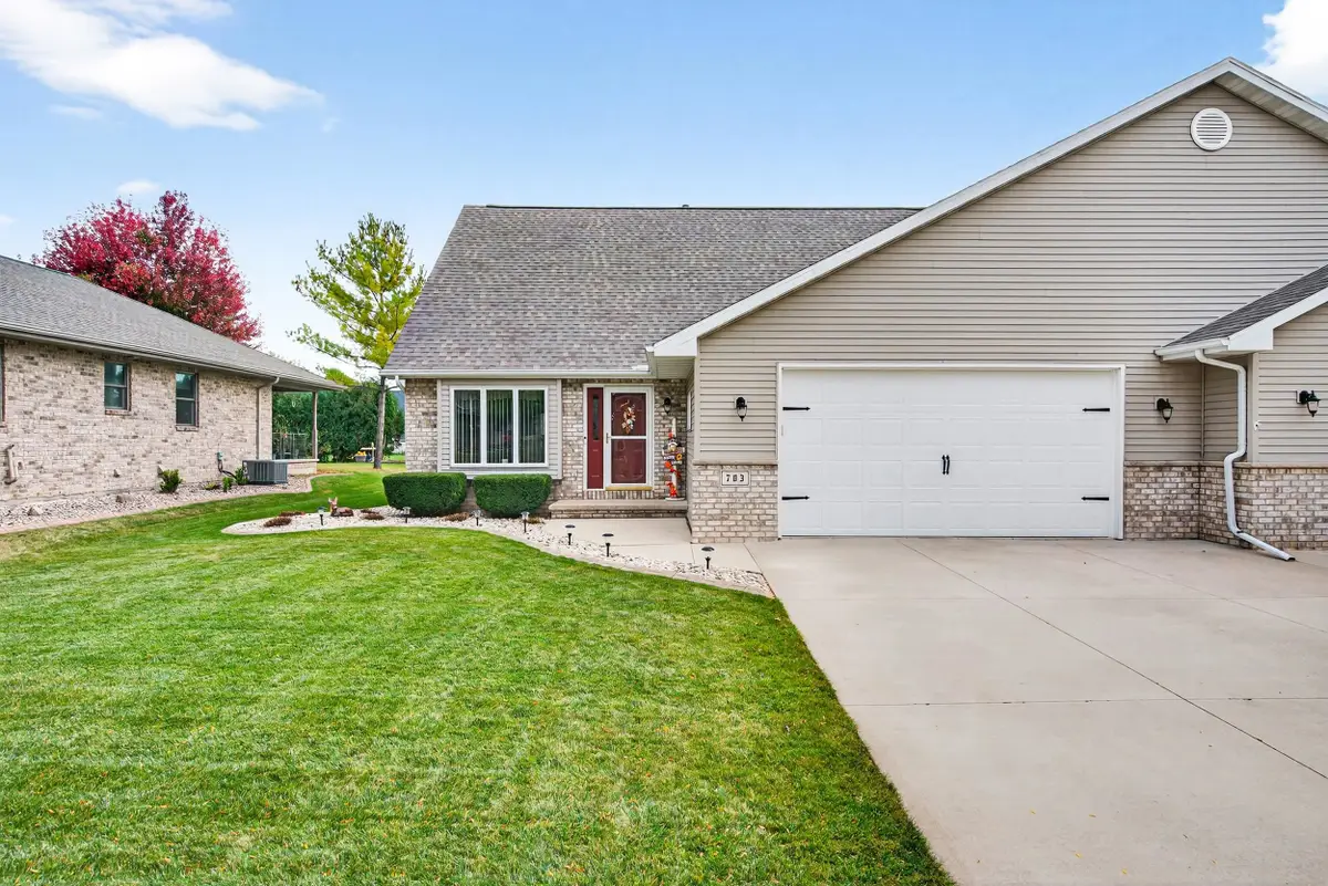 703 Highview Lane, Kimberly, WI 54136-2333 - Image #1