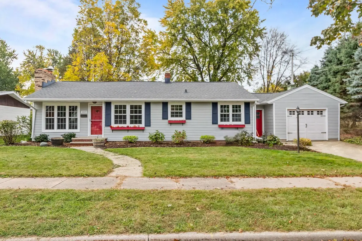 1009 Jefferson Place, Kimberly, WI 54136 - Image #1