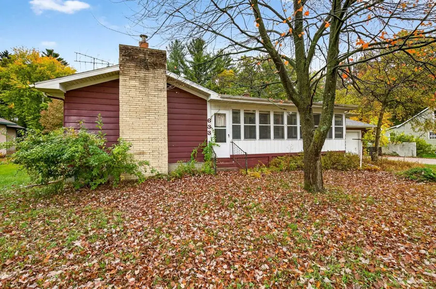 633 S Cambridge Street, Wautoma, WI 54982 - Image #2