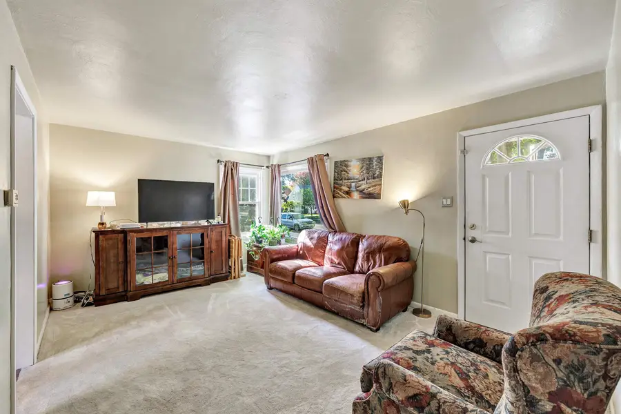 1205 Nicolet Avenue, Green Bay, WI 54304-2424 - Image #3