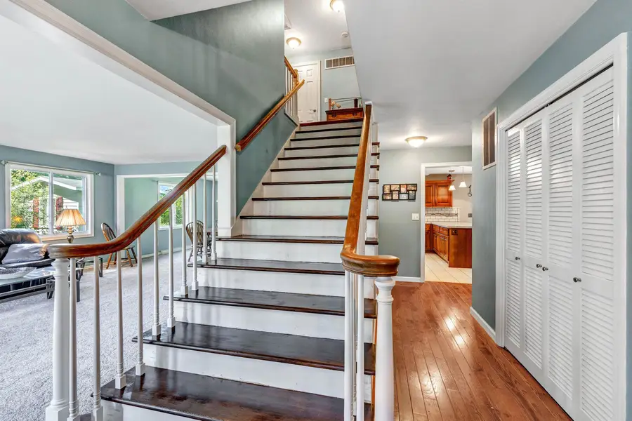 433 Fairview Way, Shawano, WI 54166-2229 - Image #2