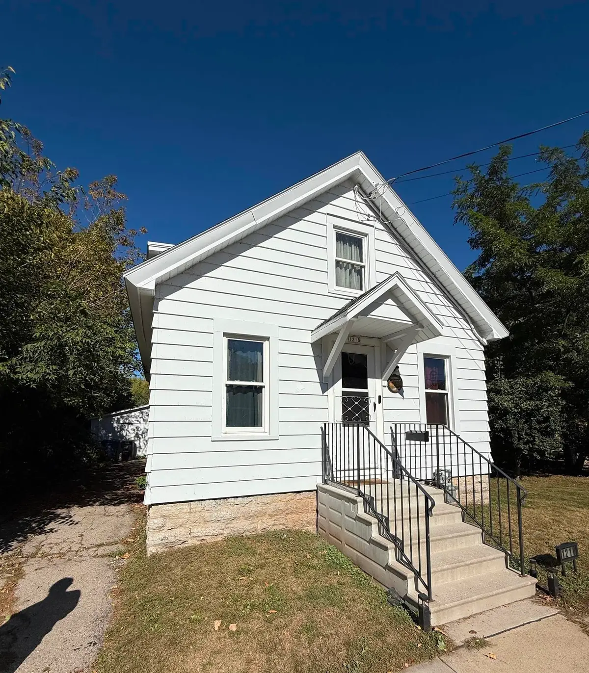 1218 Carr Place, Oshkosh, WI 54901 - Image #1