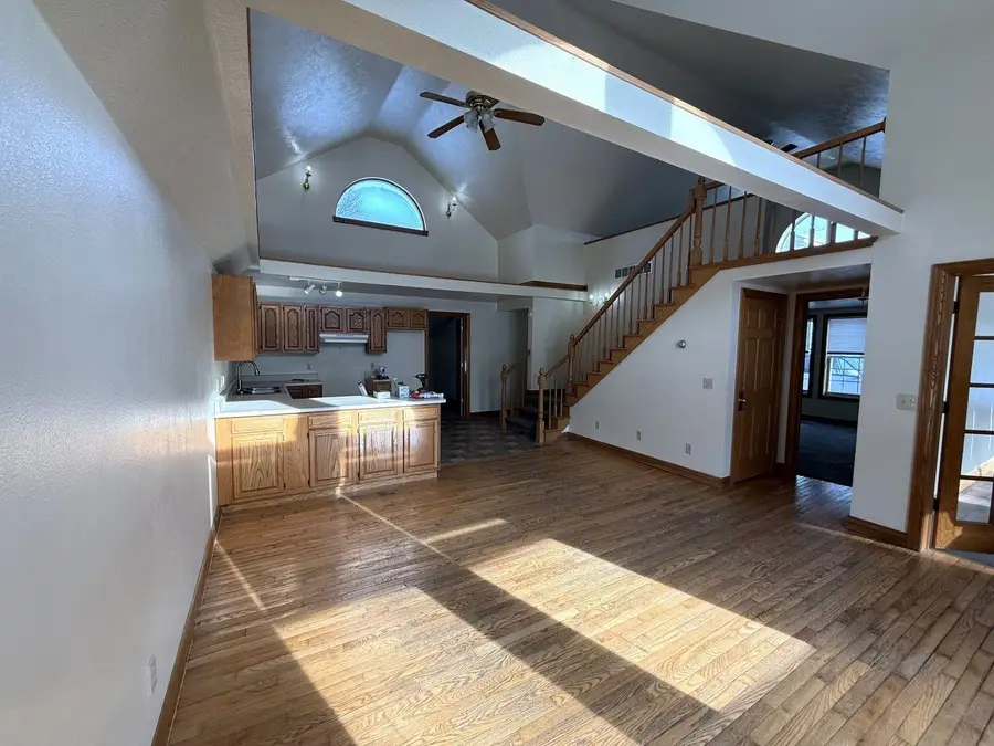 98 10th Street, Clintonville, WI 54929-1453 - Image #2