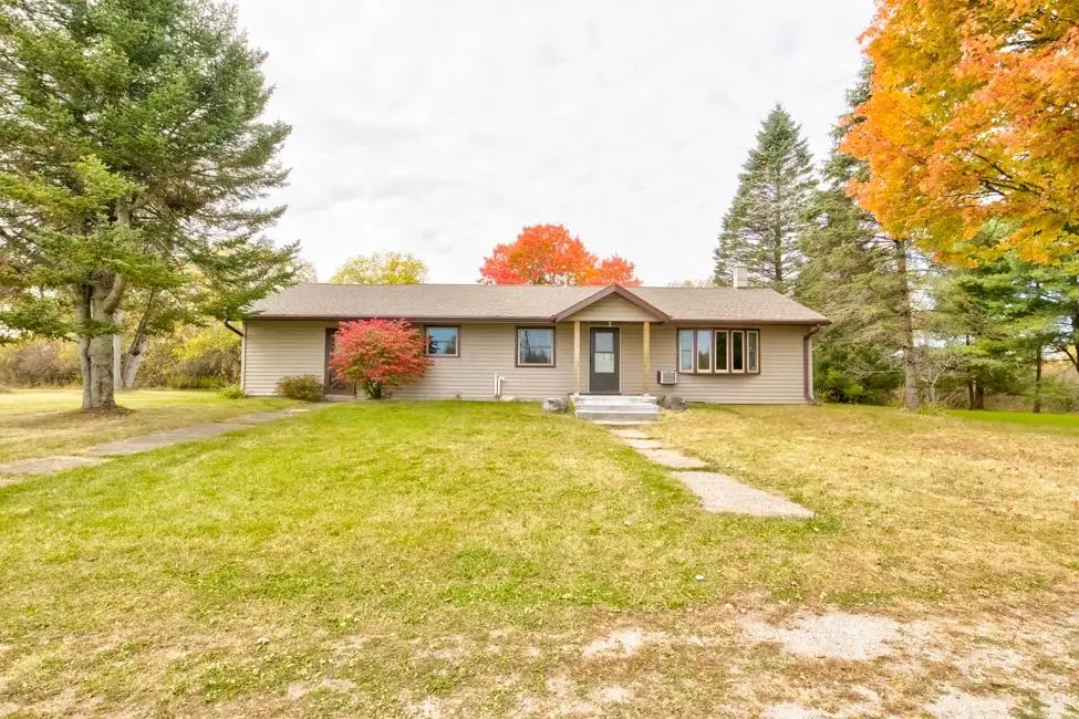 W2291 Nettleton Road, Marinette, WI 54143 - Image #1