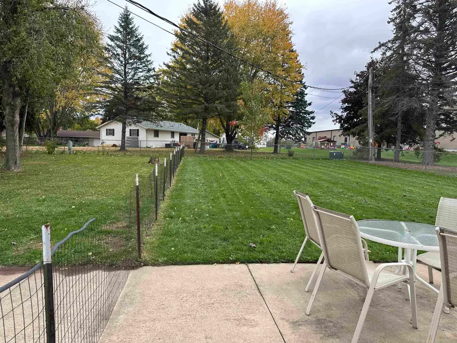 308 S Maple Street, Black Creek, WI 54106-9785 - Image #3