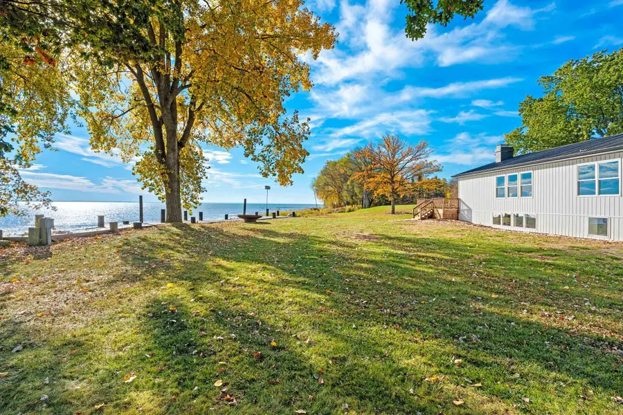 3660 Cty Road S, Little Suamico, WI 54141 - Image #3