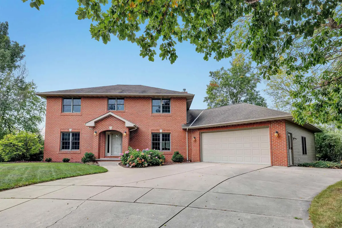 1940 Renaissance Court, Green Bay, WI 54313-4347 - Image #1