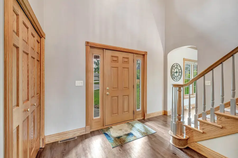 1940 Renaissance Court, Green Bay, WI 54313-4347 - Image #3