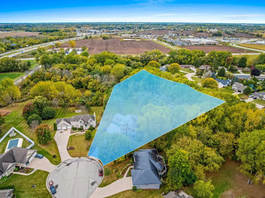 2133 Palmer Court, Green Bay, WI 54311-4408 - Image #3