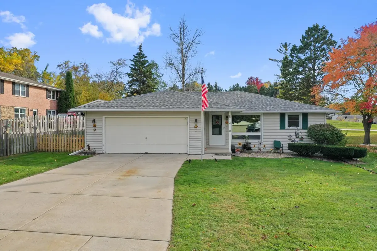 2722 Finger Road, Green Bay, WI 54302-5126 - Image #1