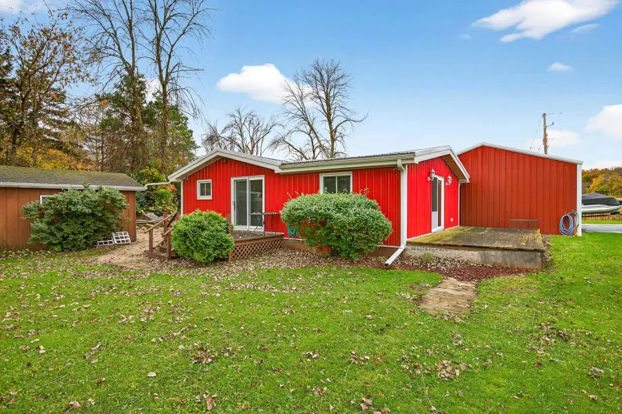 8511 Edgewater Ridge, Omro, WI 54963-9647 - Image #2