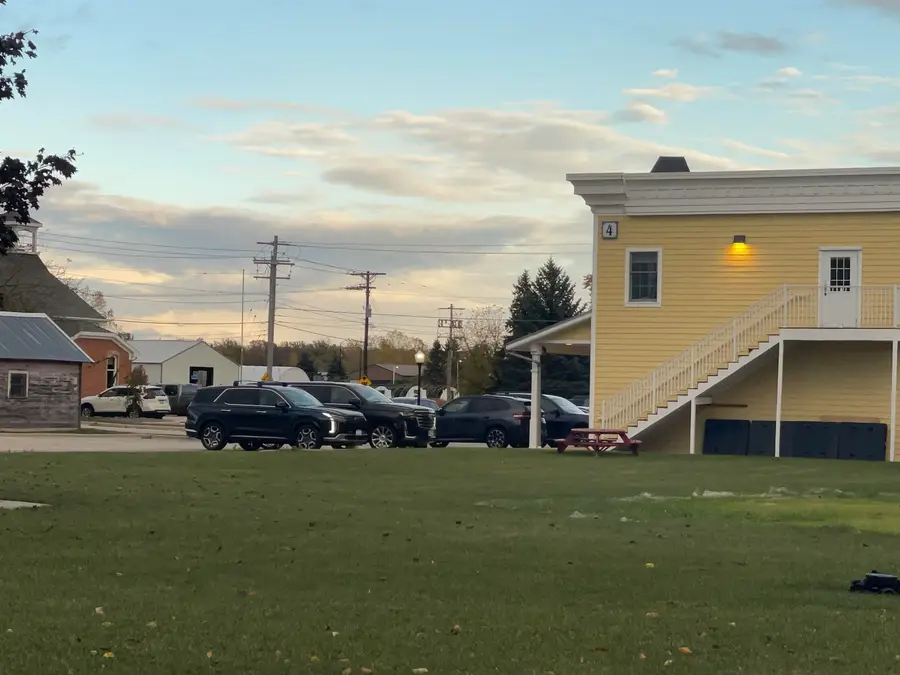 2200 Dickinson Road #7, De Pere, WI 54115-0000 - Image #2