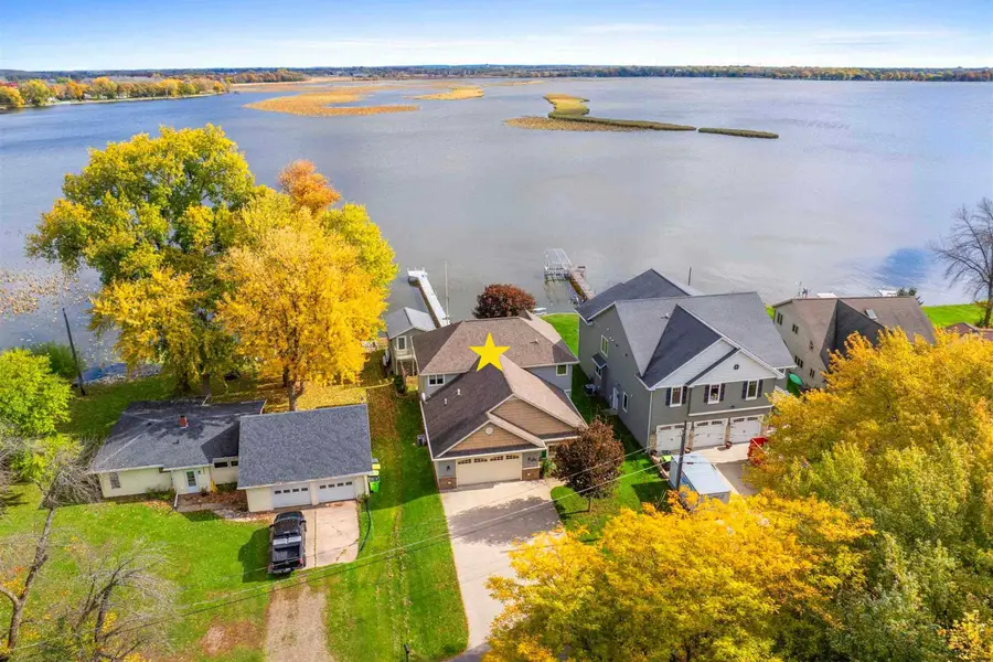 3676 Shangri La Point Road, Oshkosh, WI 54904 - Image #2