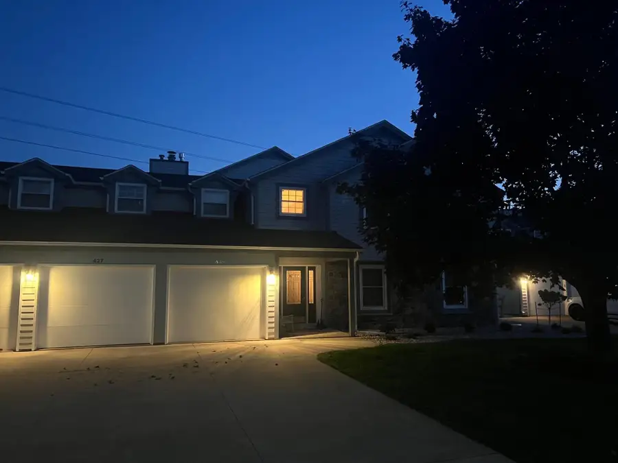 427 Captains Court #F, Winneconne, WI 54986 - Image #2