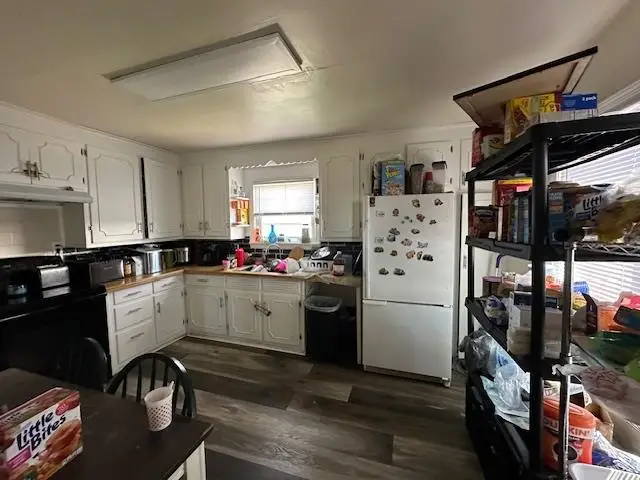 1073 Phillips Road, Green Bay, WI 54311 - Image #2