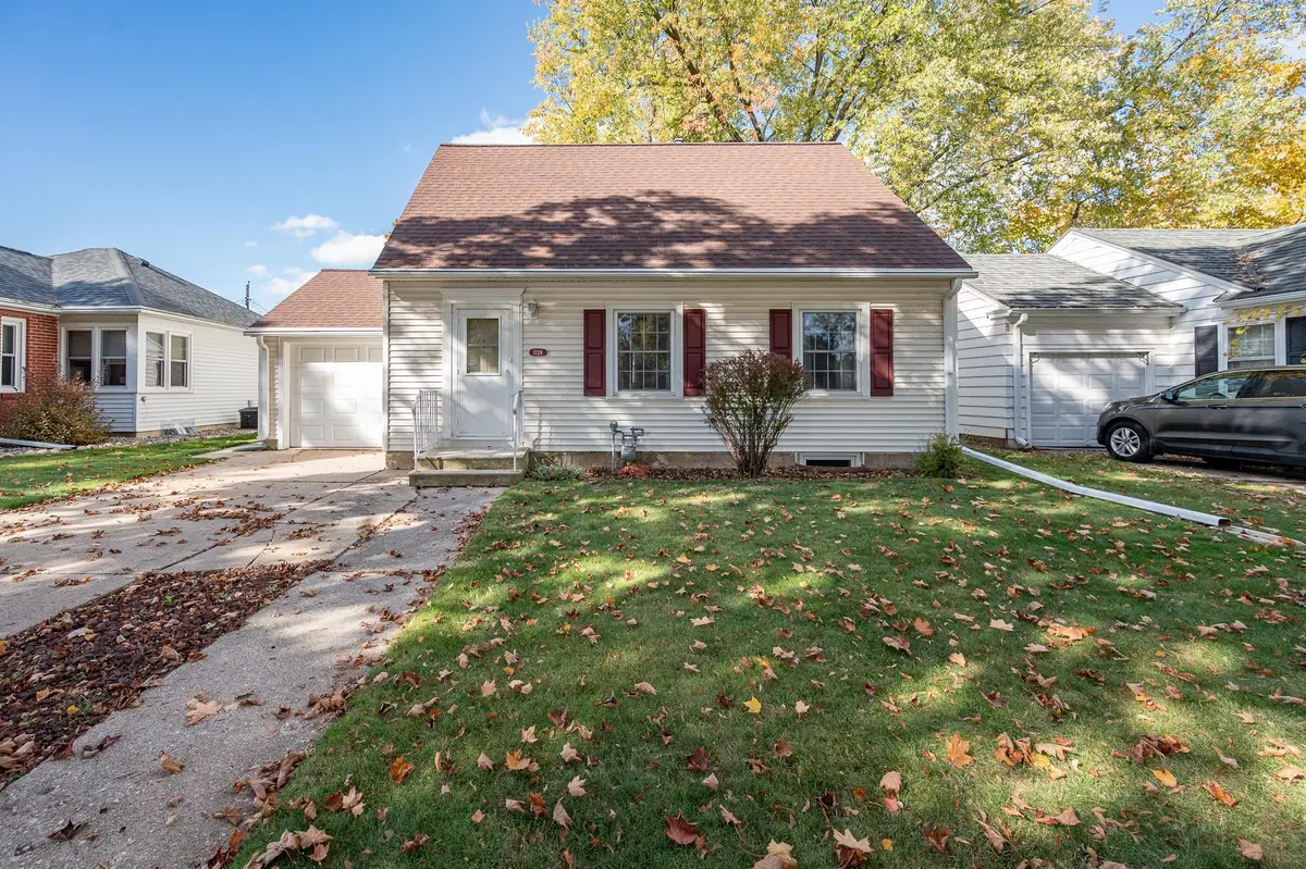 1128 Marquette Avenue, Green Bay, WI 54304-2418 - Image #1